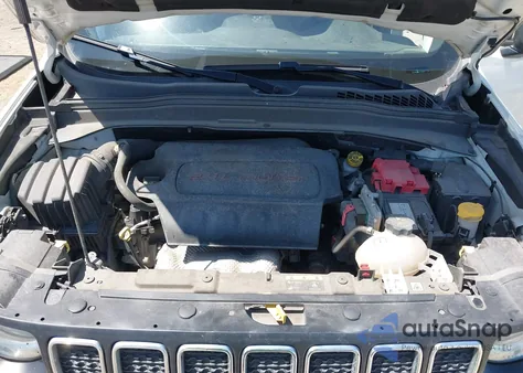 2020 Jeep Renegade Sport 4X4 из США, поврежденный, VIN ZACNJBAB0LPL23586